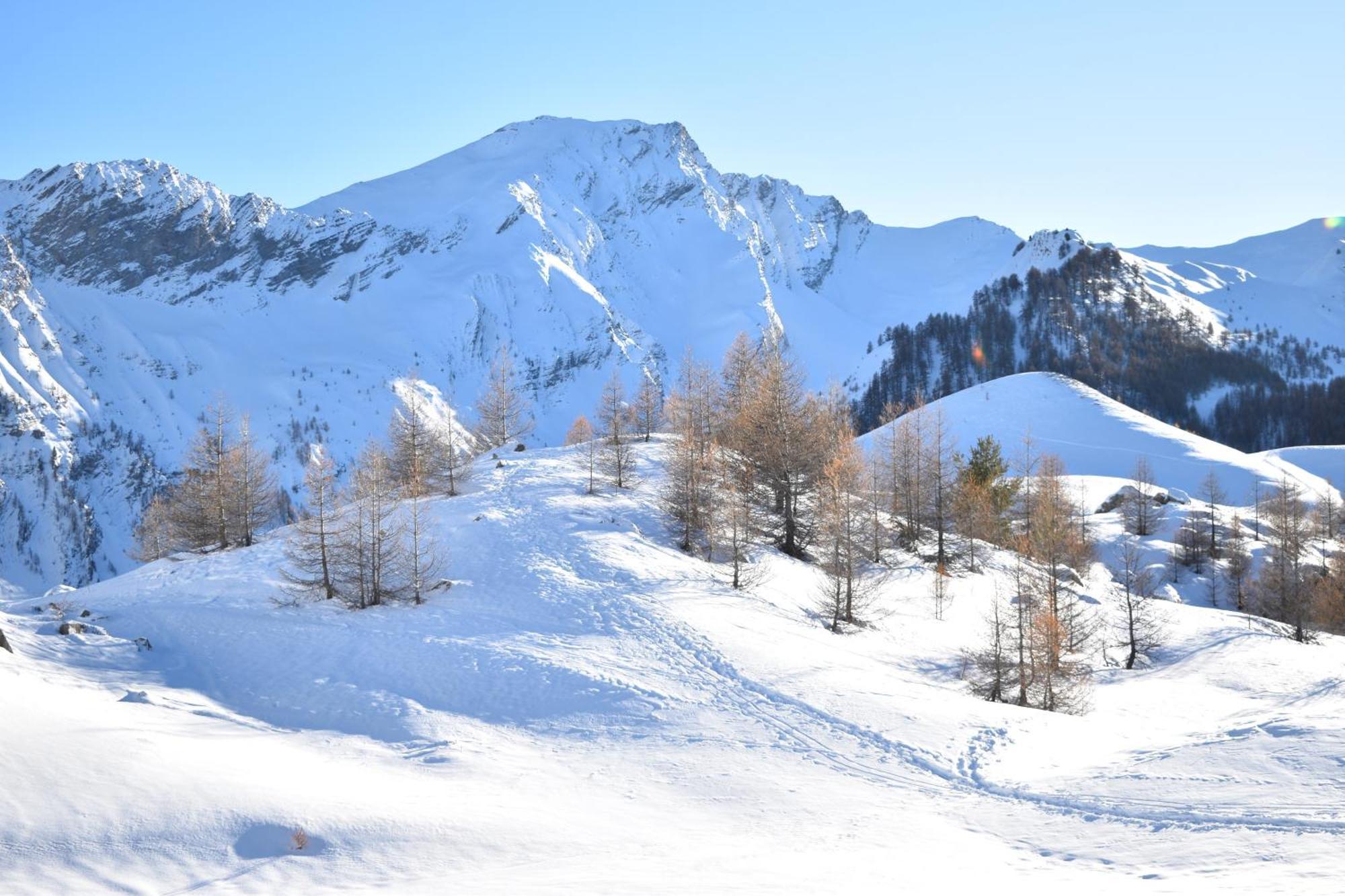 Residence Le Schuss Studio Montagne En Bas Des Pistes Вар Экстерьер фото